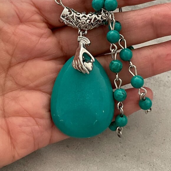 Blue Howlite Silver Hand Heart Teardrop Pendant Beaded Chain Necklace 12" Drop - Picture 5 of 7